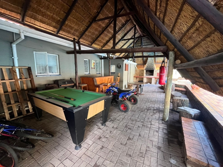To Let 3 Bedroom Property for Rent in Safari Gardens North West